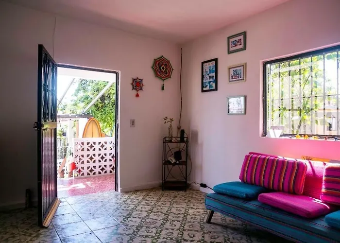 Hostal Surf Cabo "the Riptide"