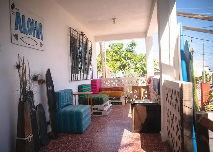 Hostal Surf Cabo "the Riptide"