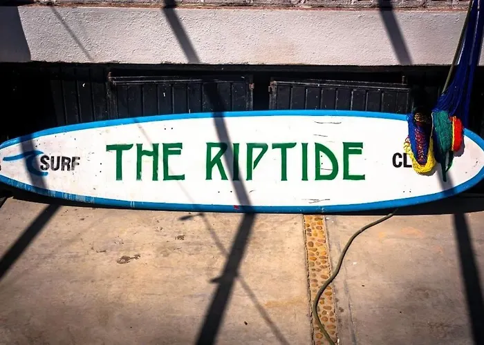 Surf Cabo "the Riptide" Hostal *