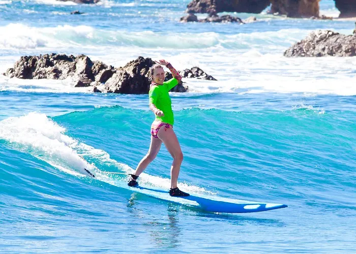 Hostal Surf Cabo "the Riptide"