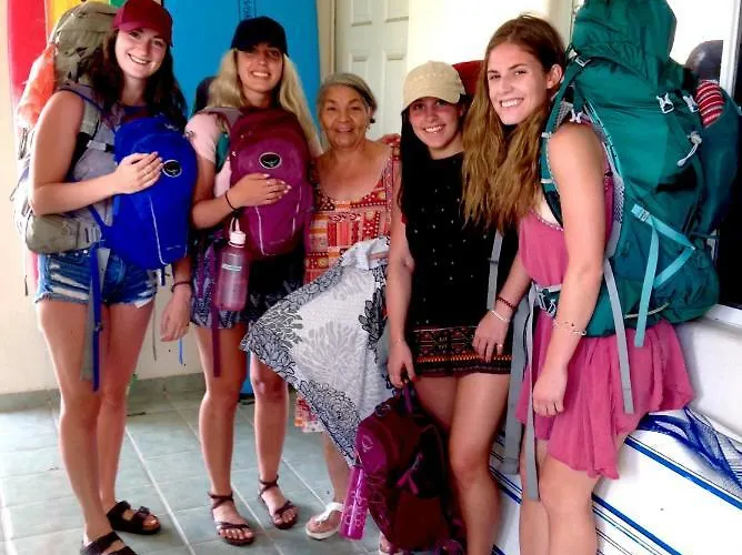 Surf Cabo "the Riptide" Hostal